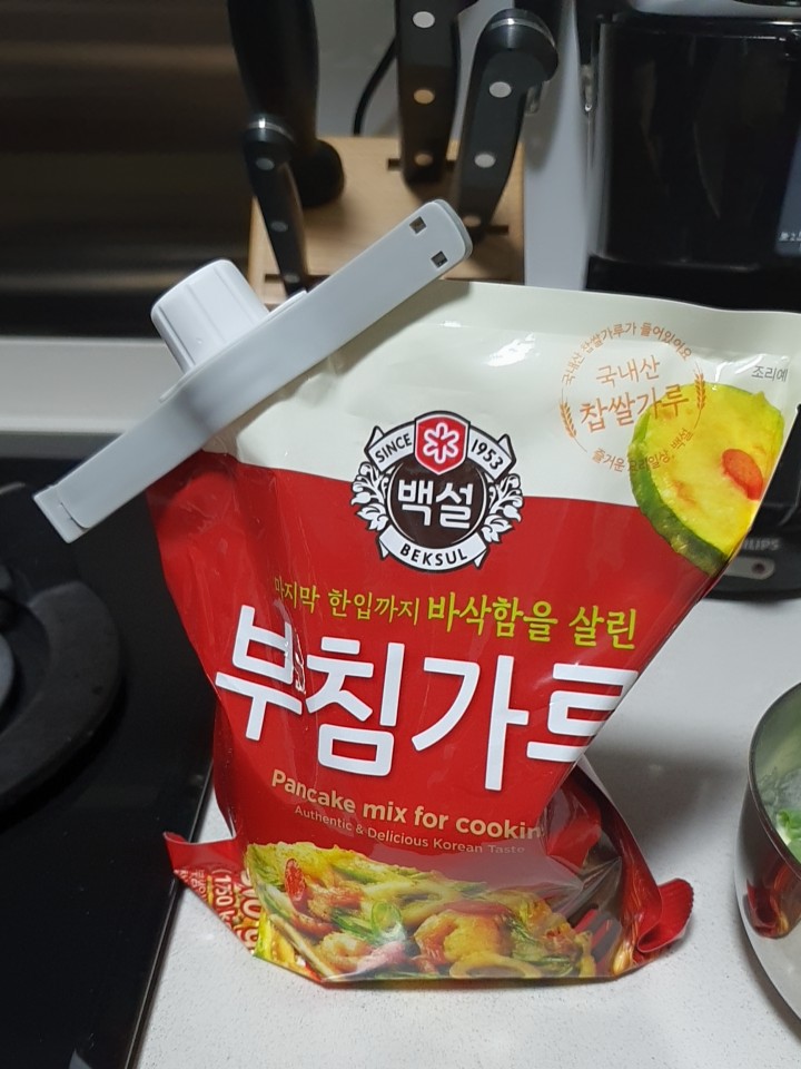 梅雨季节如何防止衣物发霉,南方梅雨季节衣服发霉怎么清洗