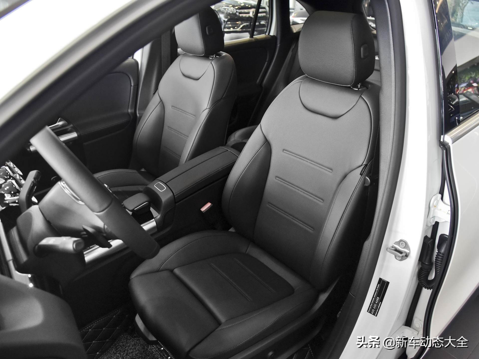 小豪华品牌车,体验奔驰便宜suv全新gla登场