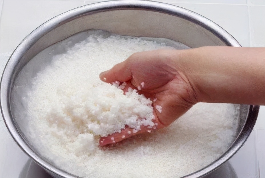 大米生虫子了长飞蛾了怎么办,大米有飞蛾虫怎么办