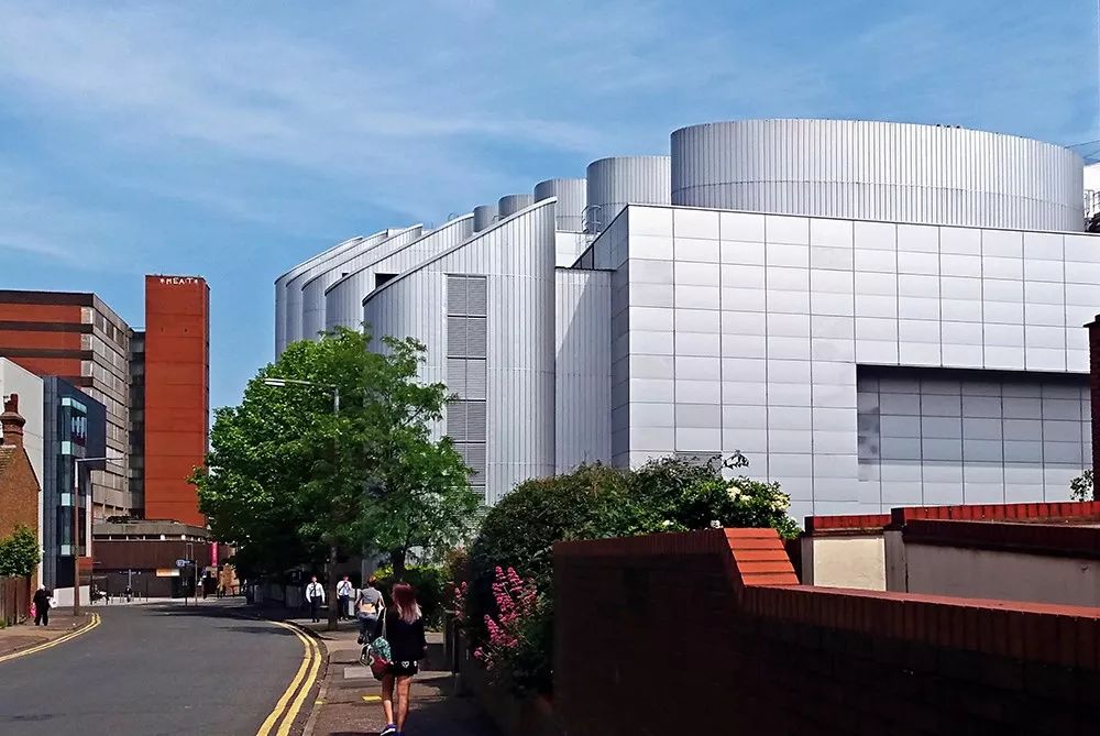 公立丨南埃塞克斯学院