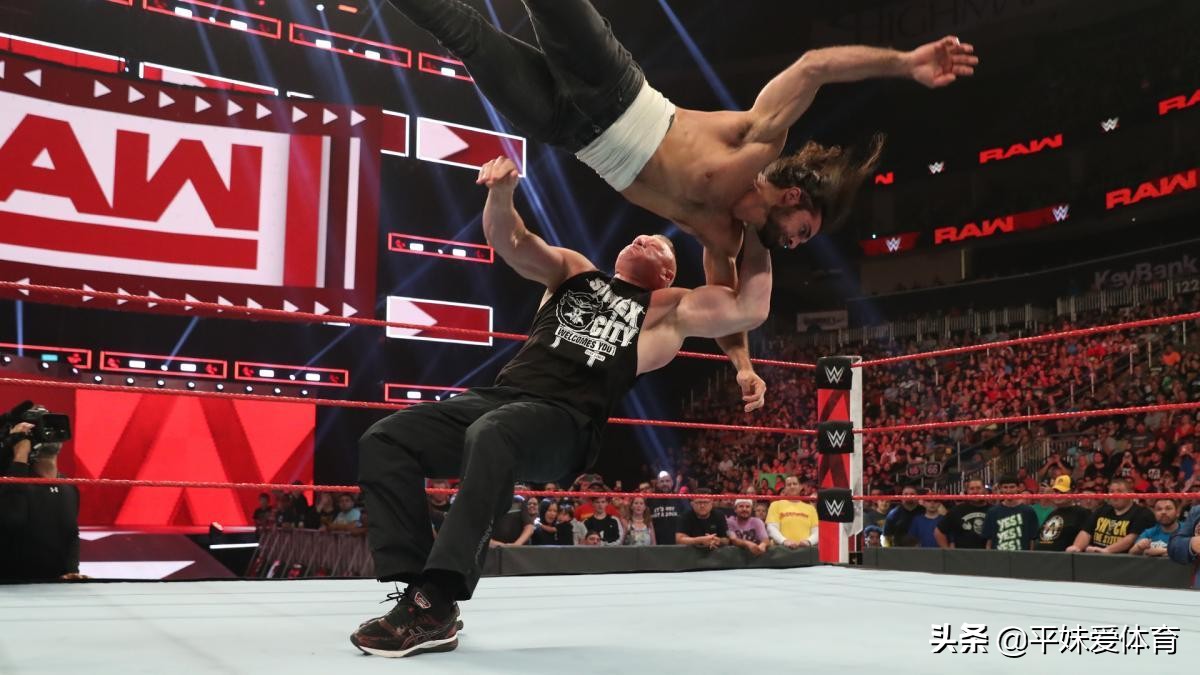 罗曼与高柏比赛视频,raw今天最新比赛完整视频
