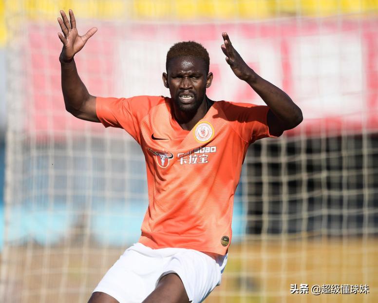 GOAL神奇：常规操作！U23小将又送手术刀，全场高呼曹永竞！