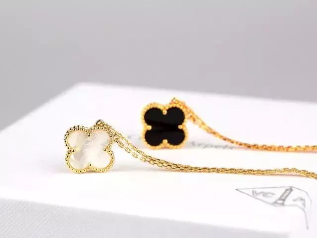 买的黄金发现是镀金怎么办,黄金铂金k金钯金哪个不掉色