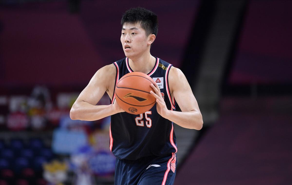 周鹏的接班人！杜锋重用辽宁籍前锋，场均8.2分，代替三分射手