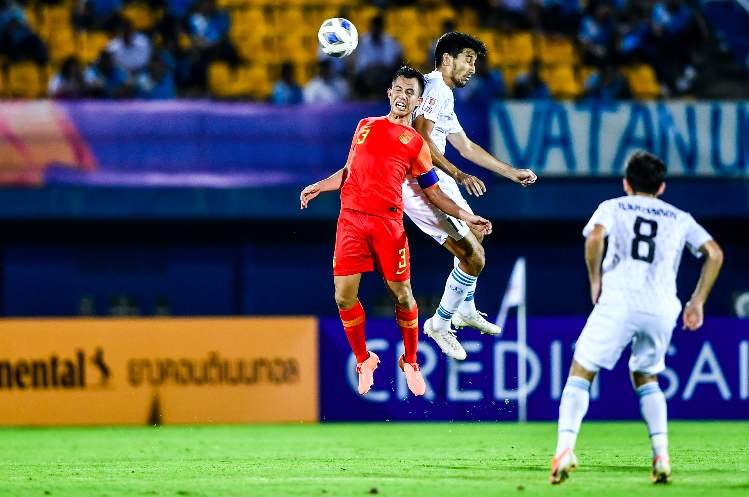 中超新星陨落，国奥主帅化腐朽为神奇，获荷兰名帅认可，未来可期