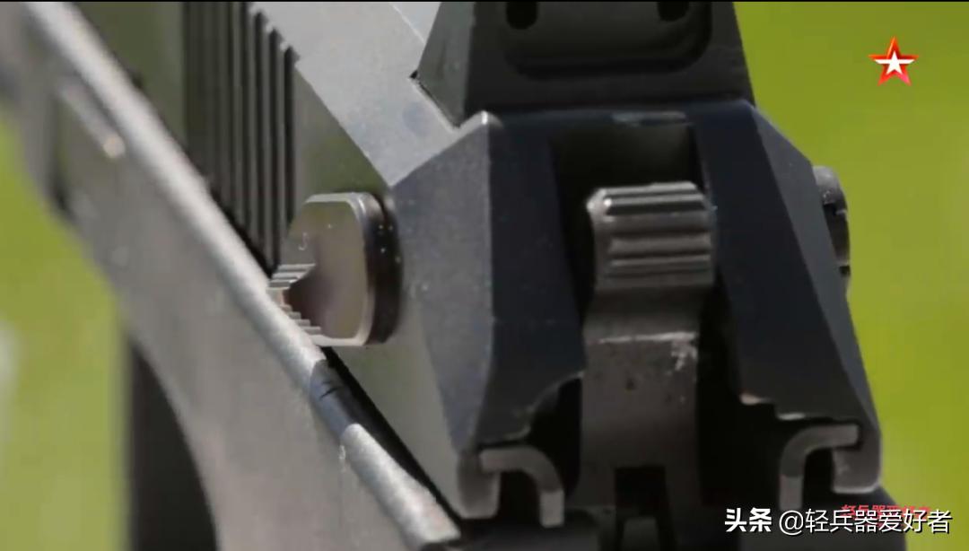 俄罗斯巨蟒手枪,俄罗斯蟒蛇手枪与斑蝰蛇手枪