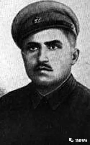 二战中的苏军政委,苏军政委二战