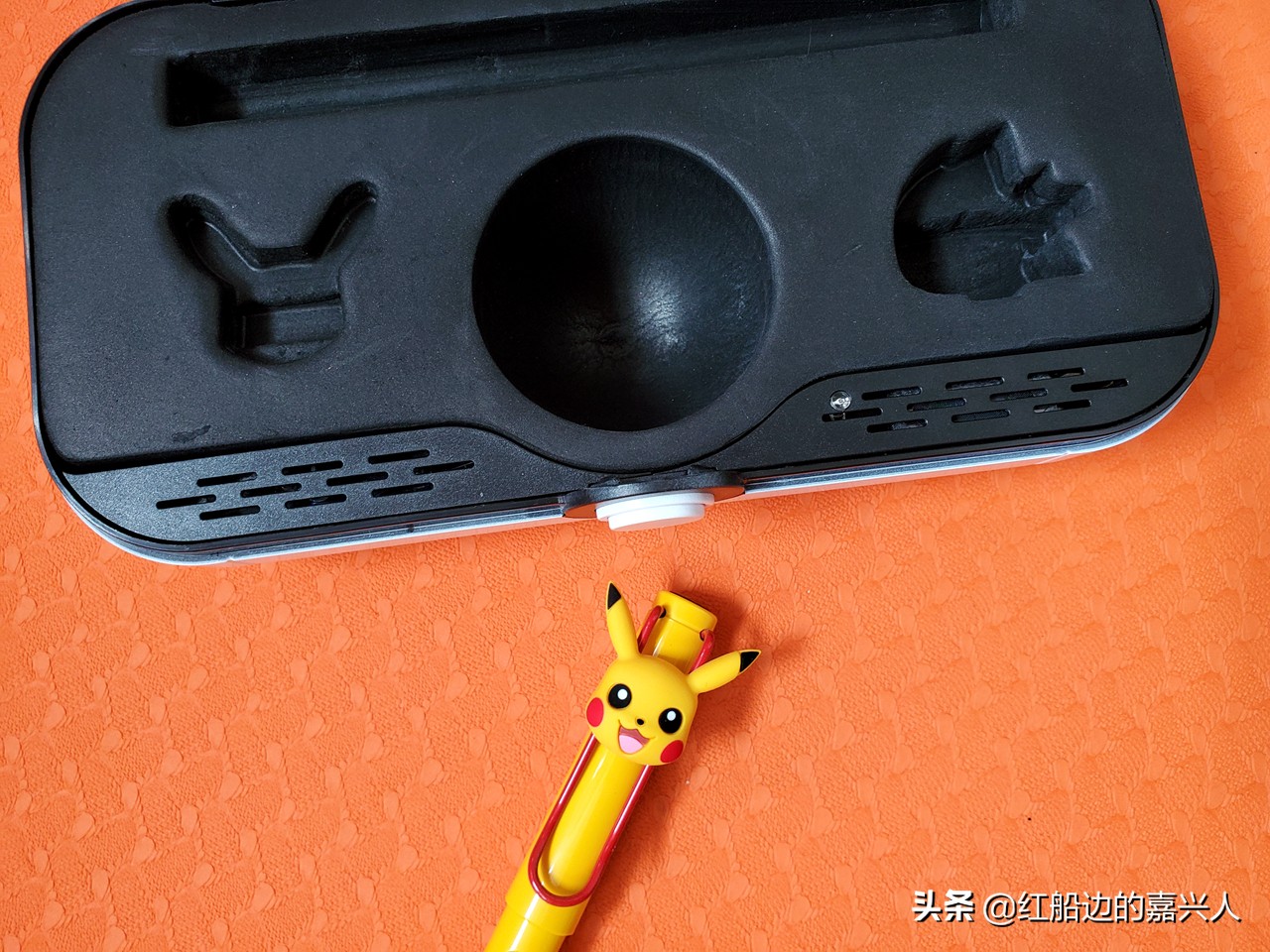 皮卡丘凌美联名款钢笔怎么装,宝可梦凌美钢笔