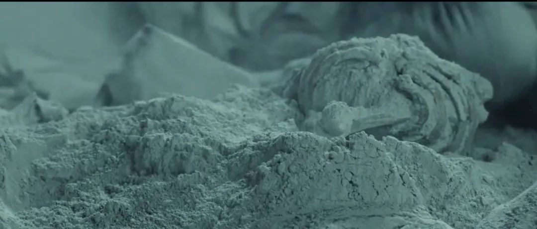 儿子突然去世父亲找到真相,儿子失踪母亲崩溃大哭