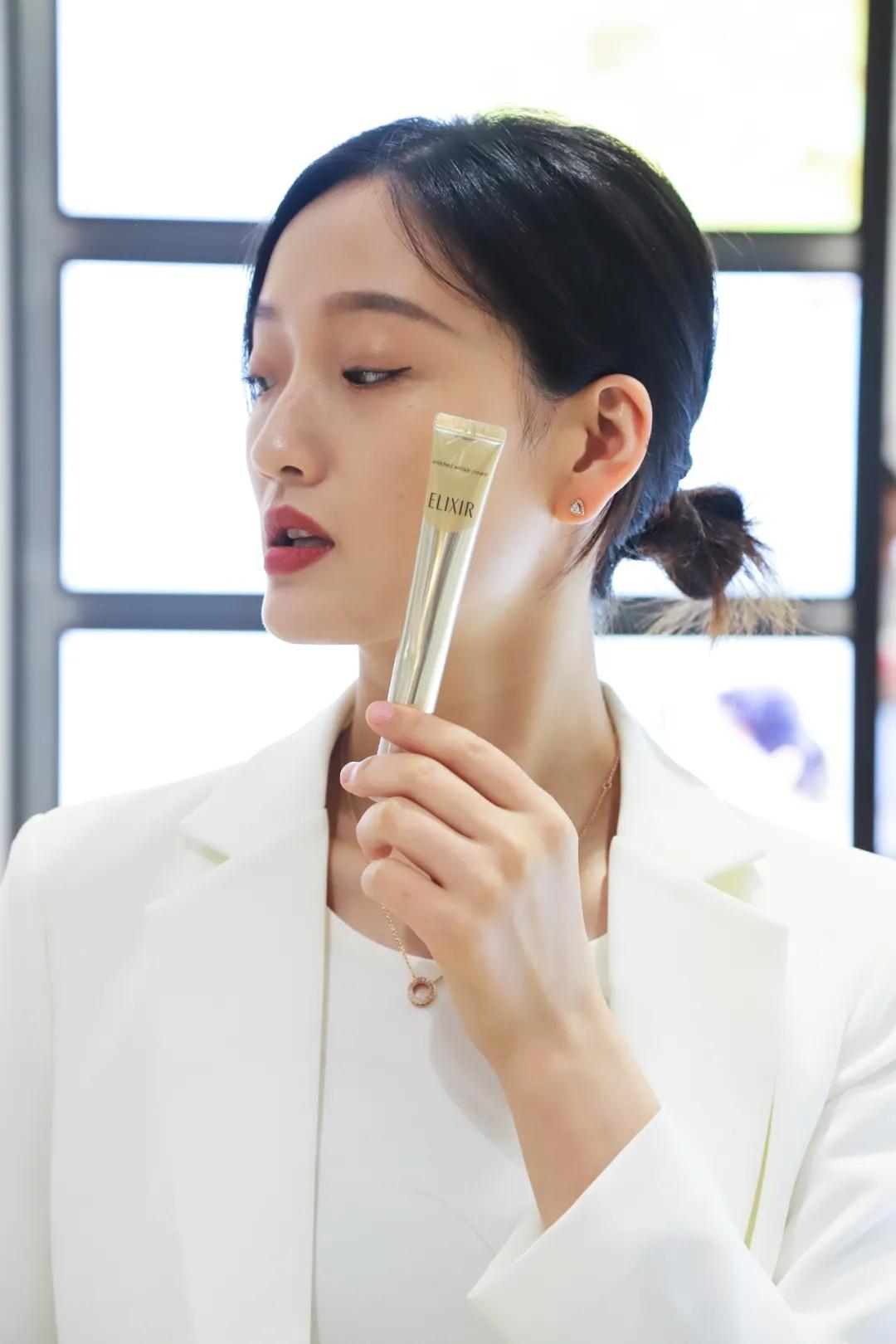 怡丽丝尔七夕限定专柜,怡丽丝尔优惠最大的活动