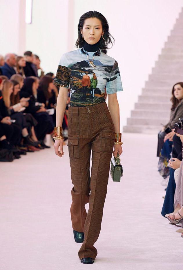 太好看了国潮绣花t恤,有哪些t恤衫的设计好看又简单