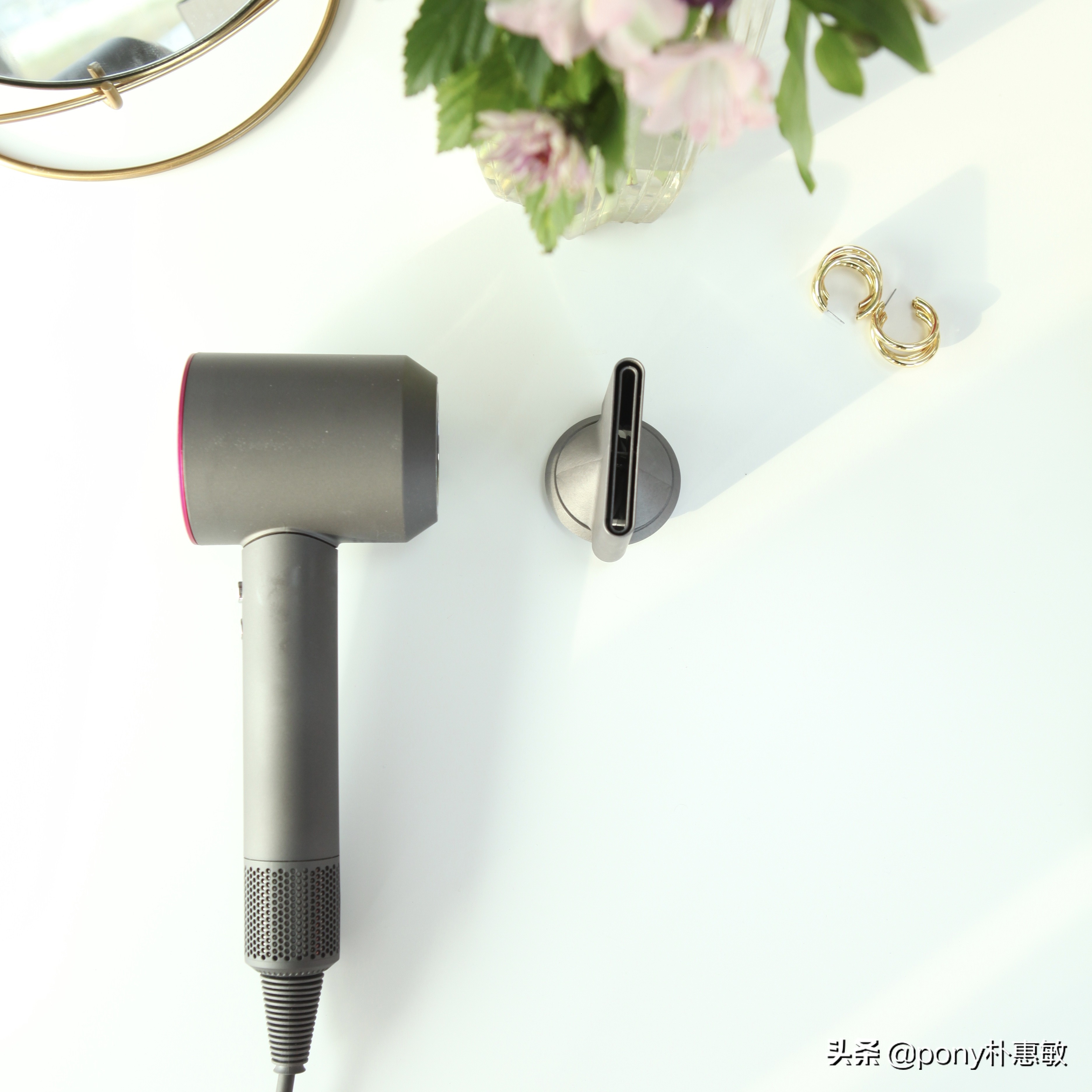 看潮流穿搭博主,瞧瞧时尚博主的个性穿搭