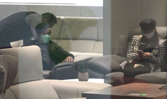 郭富城带方媛逛家具店,郭富城陪方媛逛街很是甜蜜