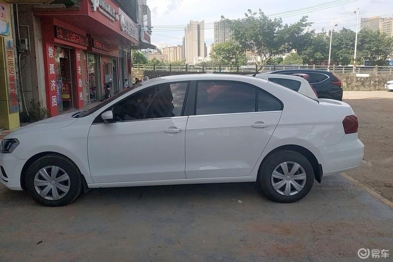 花6万5买了2017年的二手捷达值吗,3年前花十万买2019大众捷达