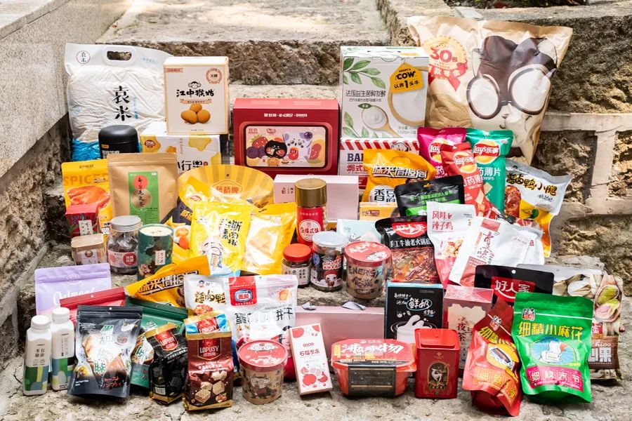 被薇娅直播间榨干零食预算后，写出了这篇测评报告（上）