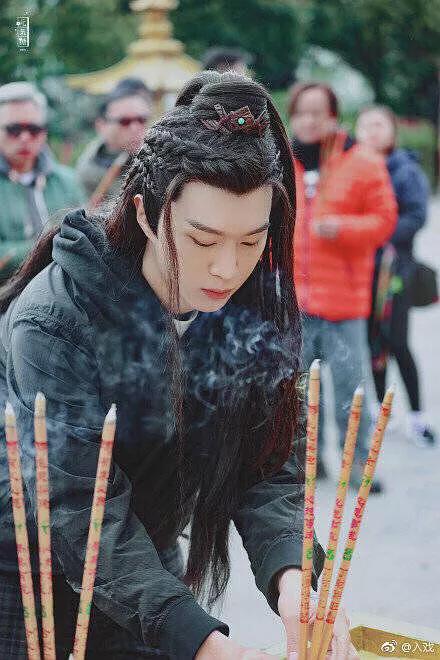 范冰冰弟弟范丞丞童年证件照曝光,范冰冰弟弟范丞丞简历