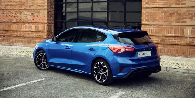 到底什么样的车省油又安全,全新福克斯通过性测试