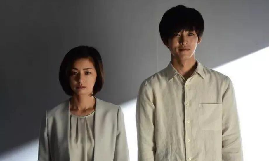 荐书｜《绝叫》：写给那些苦苦等待被爱的人