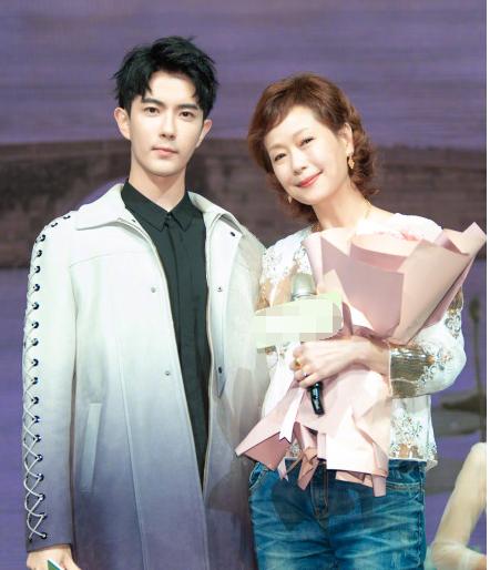 新白娘子传奇新旧演员对比,新白娘子传奇最新演员今昔对比