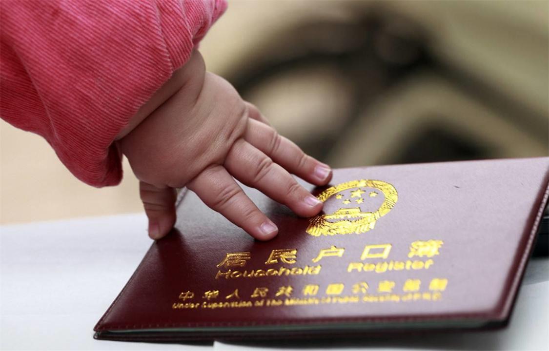 爸爸姓朱给五胞胎取的名字,爸爸给5胞胎起名字