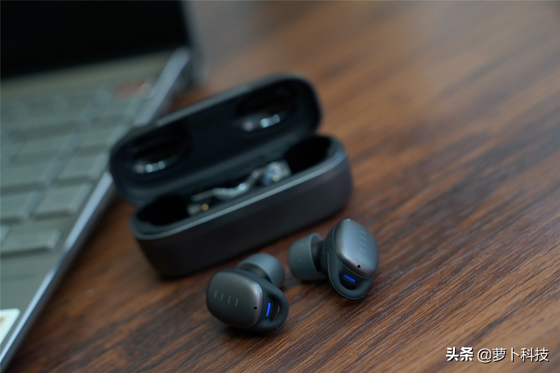 钃濈墮鑰虫満tws2pro,fiil钃濈墮鑰虫満tws