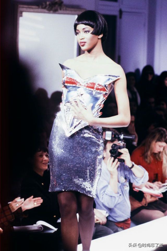 包含魅力的音乐,时尚轻松的音乐