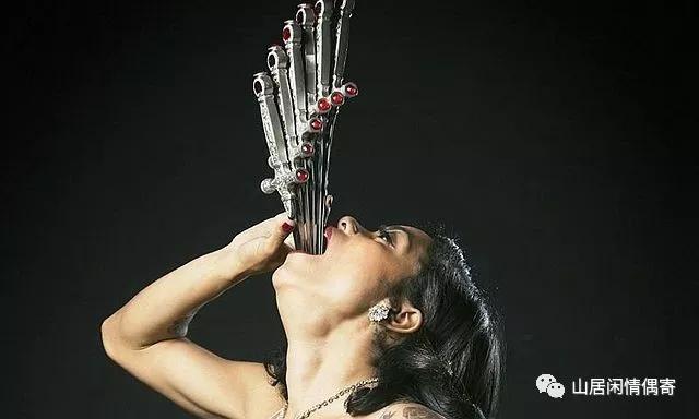 戏法人人都会各有巧妙,戏法大变活人