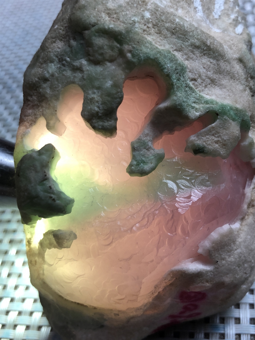 在直播间里购买的翡翠原石是废料能退回损失吗？