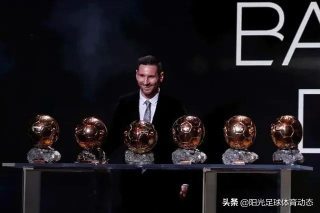 莱万欧冠帽子戏法全纪录,莱万获得过金球奖吗