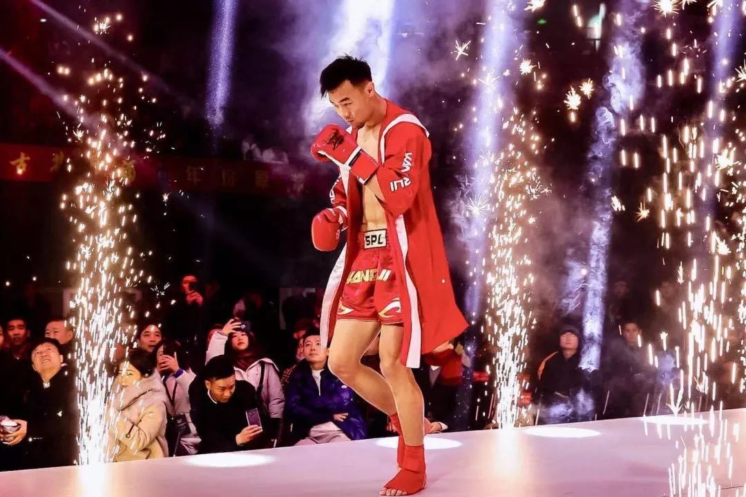 鲁鄂接腿大战，付高峰师弟技高一筹