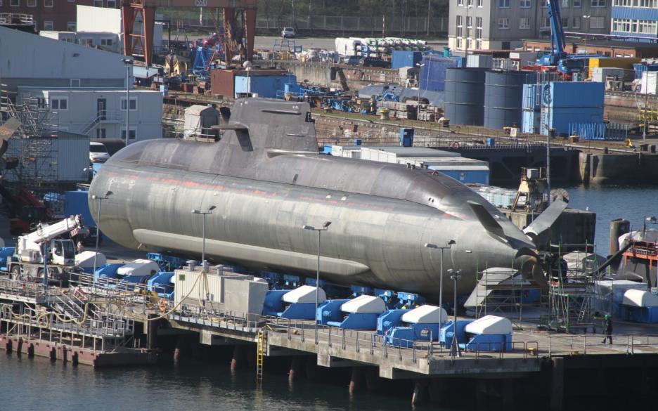 苍龙级潜艇指挥塔高度,潜艇指挥塔内部