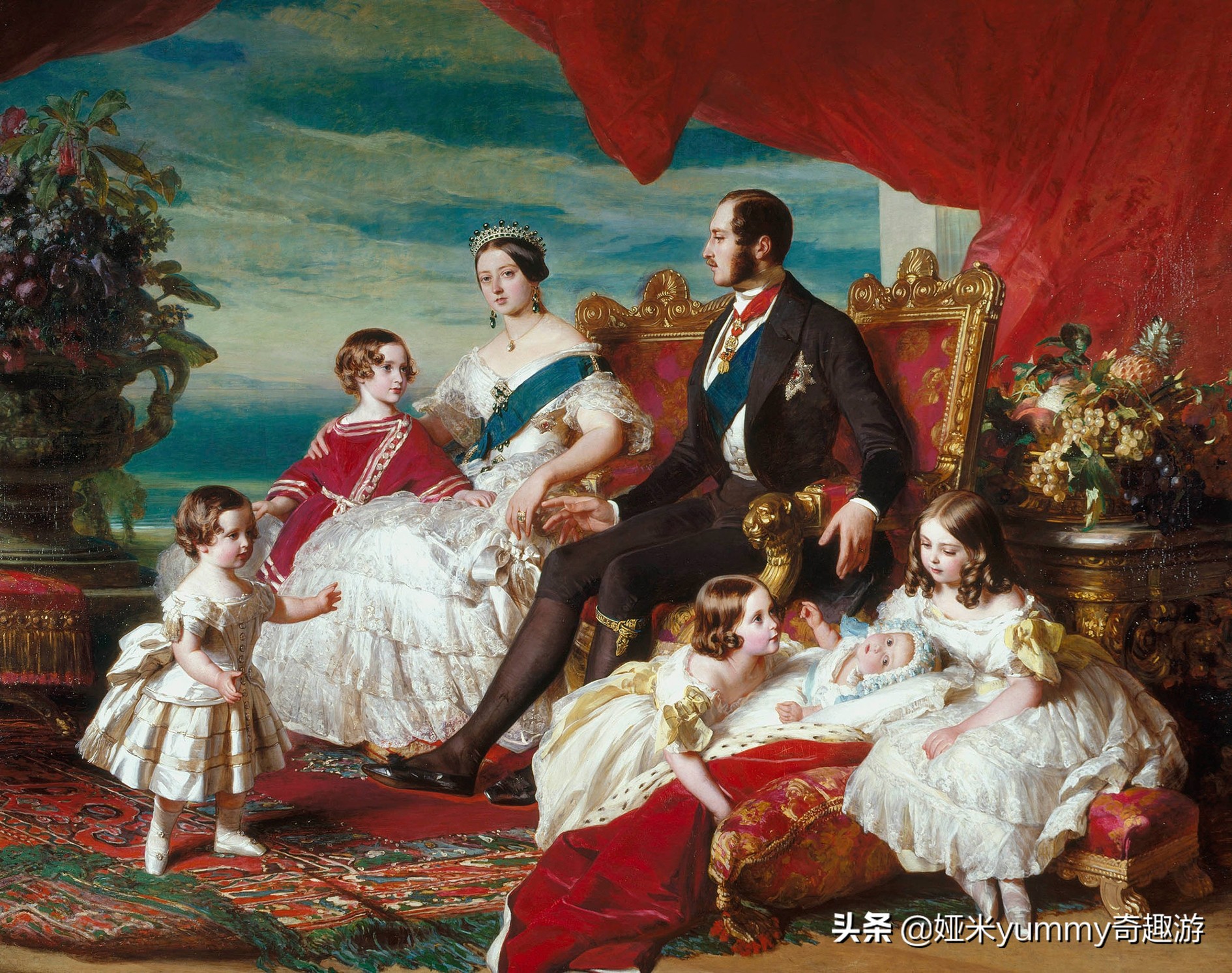 白金汉宫是女王的宫殿吗,伊丽莎白二世白金汉宫阳台