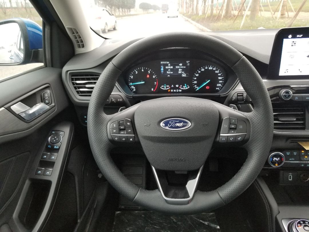 新福克斯换6at变速箱,新款福克斯为什么8at换6at