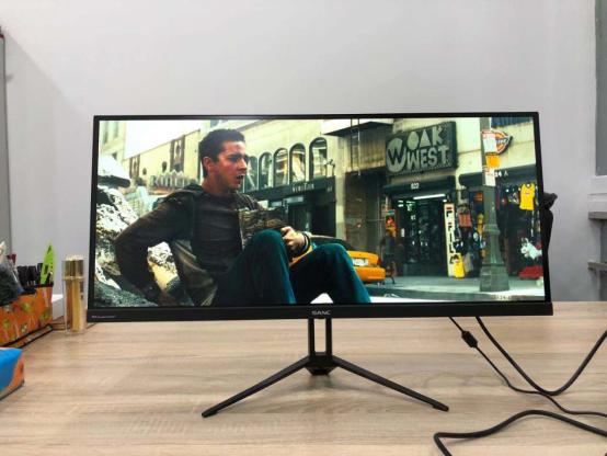 要什么多连屏，这才是沉浸式的游戏体验，SANC盛色H29测评