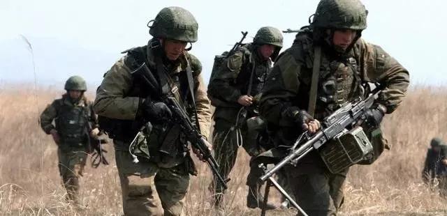 30个步兵旅进入战斗状态，10颗侦察卫星紧急上线，西部局势已升级