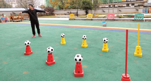 全国足球特色幼儿园活动指南,足球特色幼儿园有哪些活动