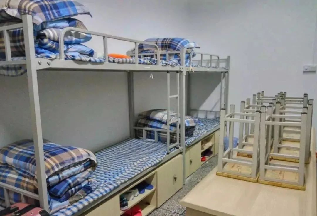 各大重庆学校宿舍,重庆宿舍条件比较好的学校