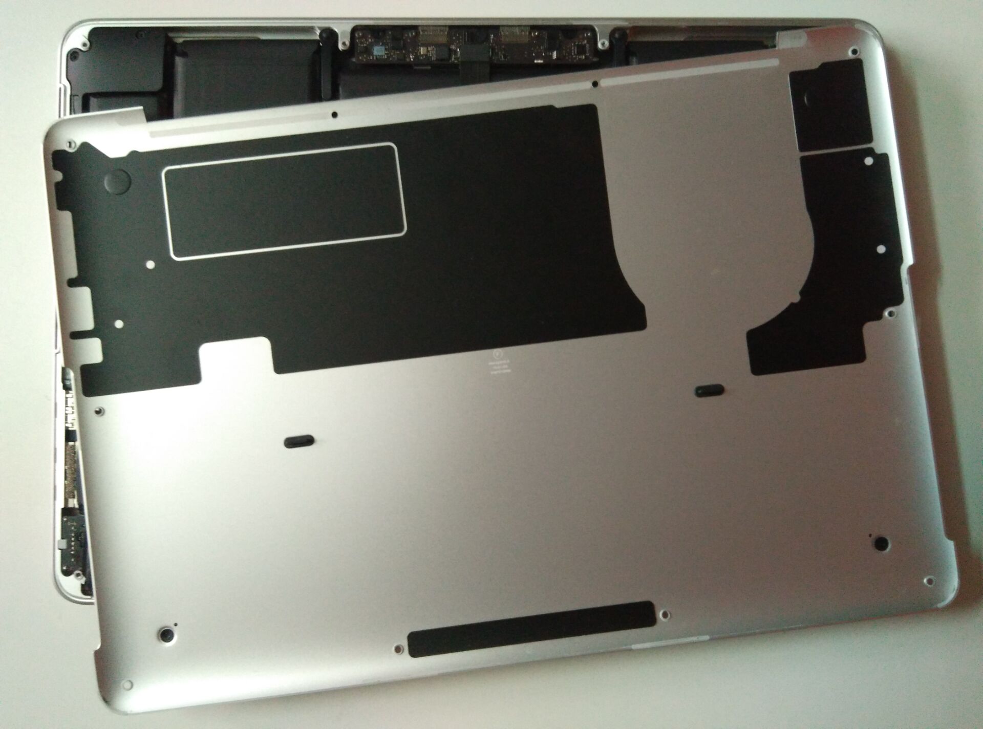 MACbook喇叭翻车自己修图解,你也可以少花八九百元修理费