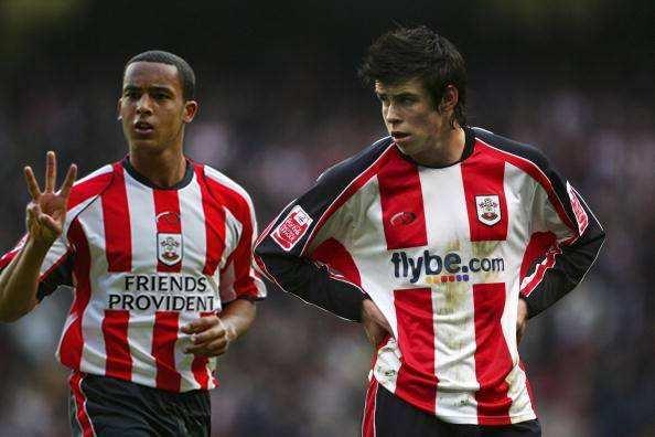 他曾是足坛速度之王，17岁参加世界杯一夜爆红，现30岁无人问津！