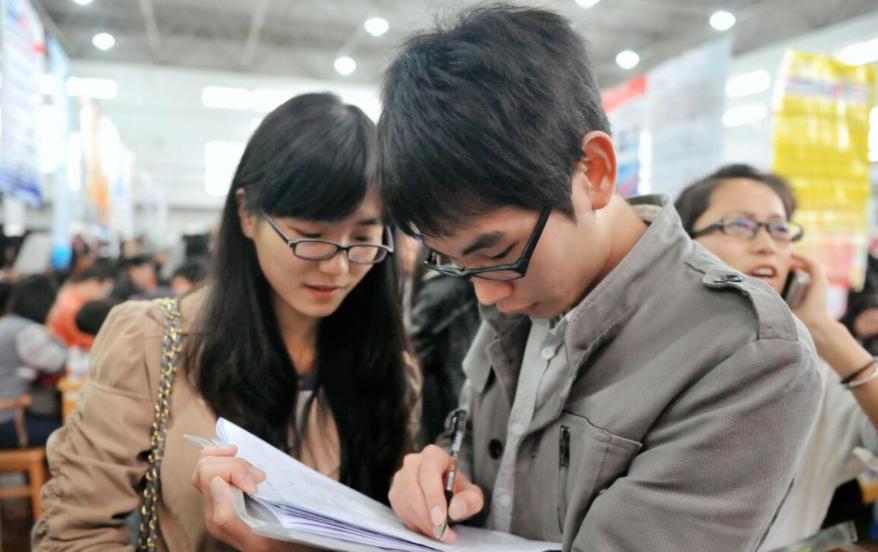 往届本科生可以参加哪些国企招聘,往届生国企招聘不限专业