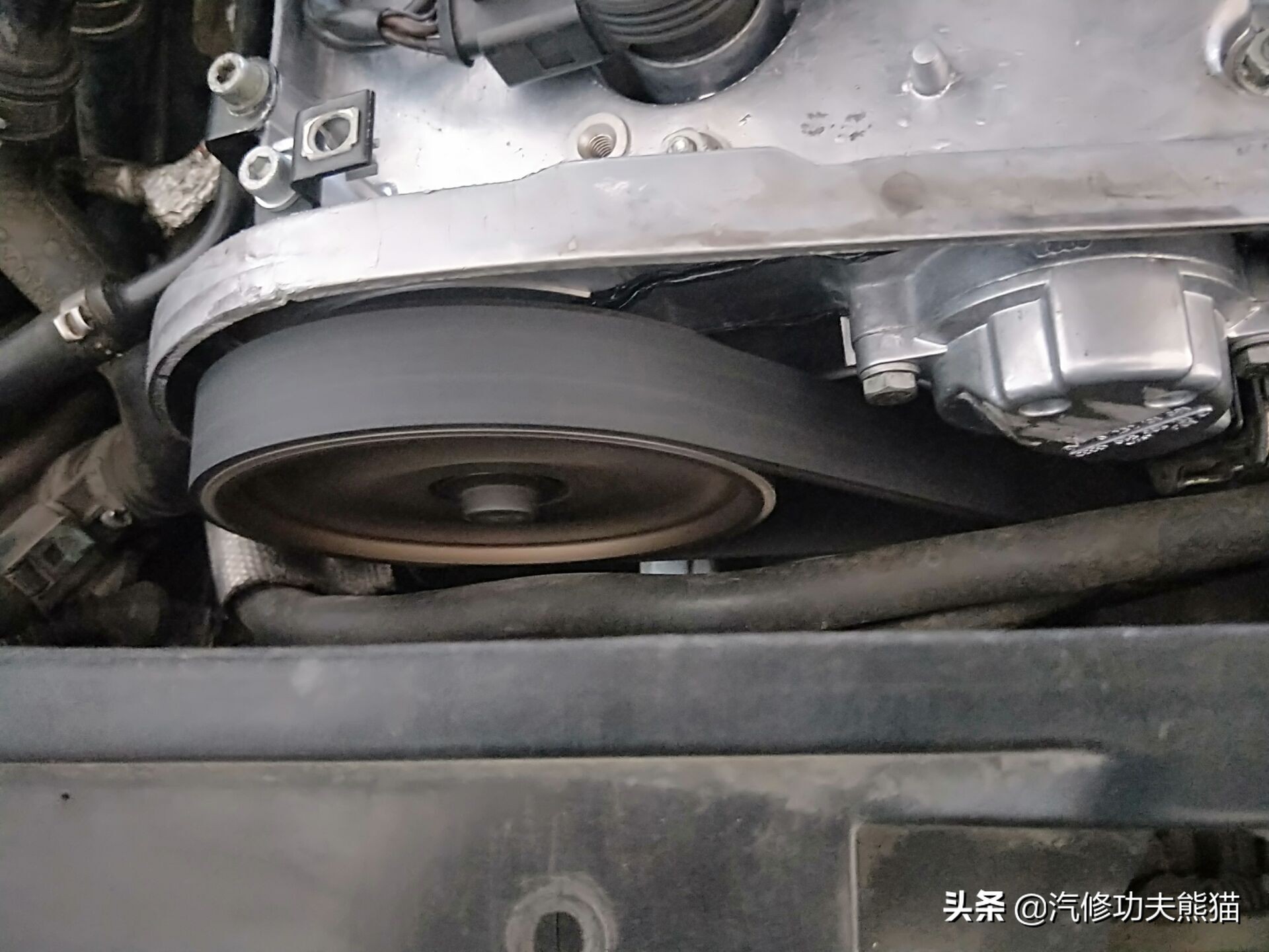 奥迪a61.8发动机大修费用,老款奥迪a6六缸发动机大修全过程