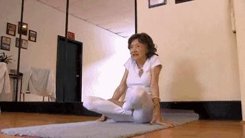 世界最小年龄的瑜伽教练,世界最年长瑜伽老师