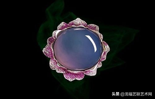 一对黄翡绿翡翠手镯,一件黄翡手镯竟然价值大几十万