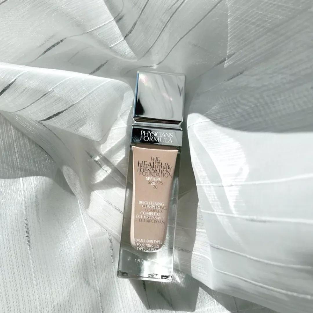 粉底推荐平价持妆不暗沉,遮瑕力超好的平价粉底