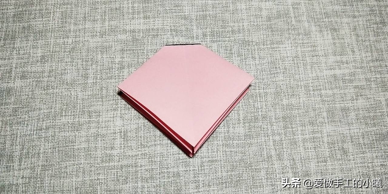 儿童折纸简单手工幼儿园蝴蝶结,蝴蝶结手工折纸超简单正方形纸