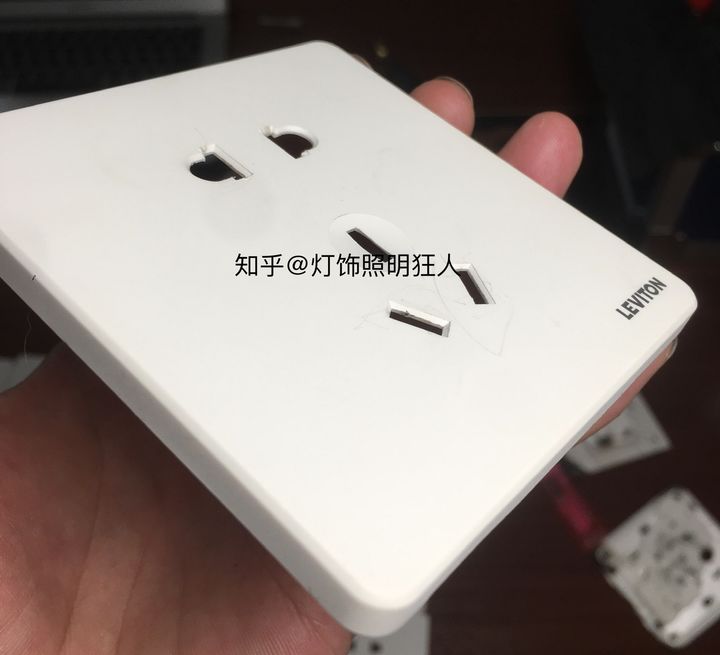 开关插座各品牌测评,开关插座十大名牌哪款性价比高