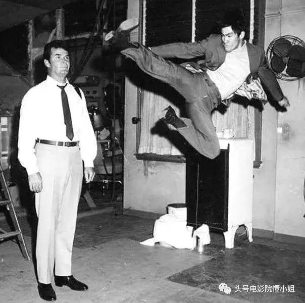 甄子丹把野心穿在身上，周星驰珍藏一条裤子，都与这个男人有关