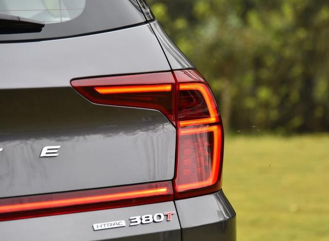 别克昂科威跟现代胜达,别克昂科威和现代胜达