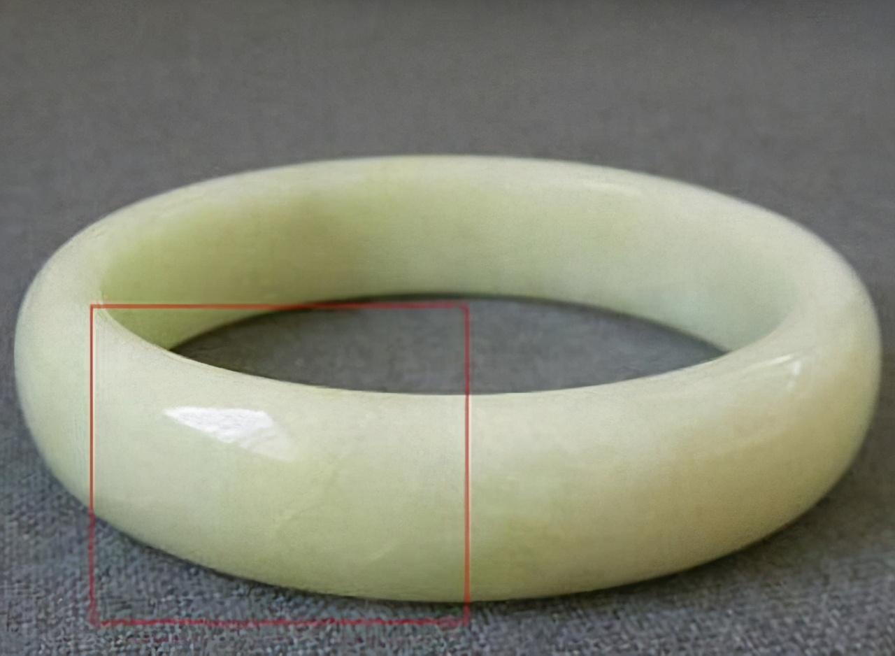 如何正确处理和田玉上出现的裂纹