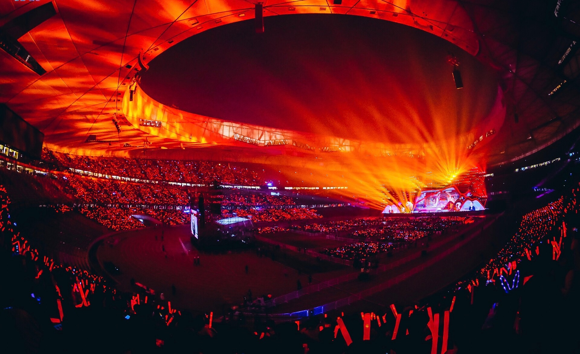 李玉刚被观众围观,李玉刚被网红包围是什么节目